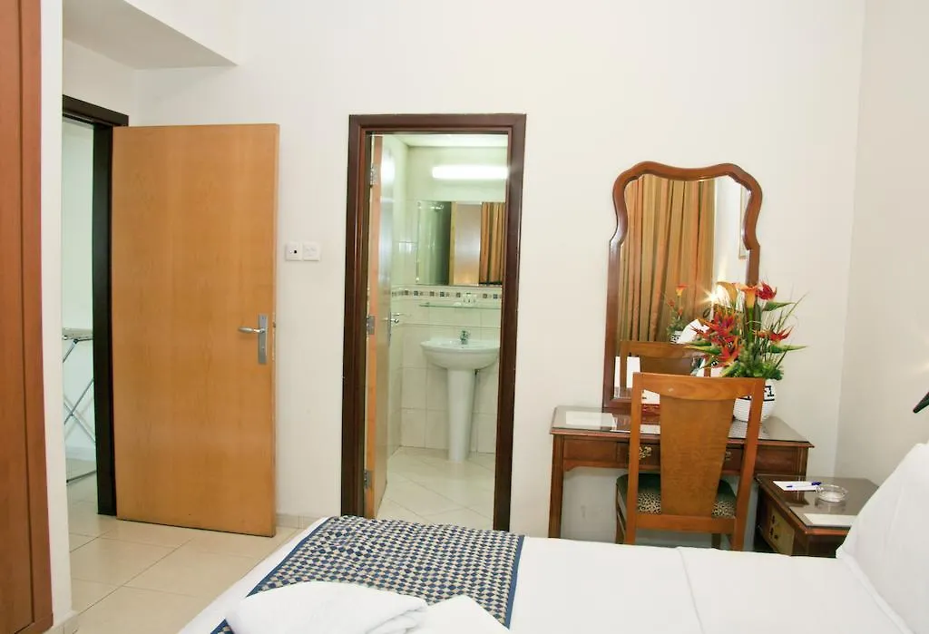 *** Aparthotel Ramee Guestline 2 Hotel Apartments Dubai United Arab Emirates