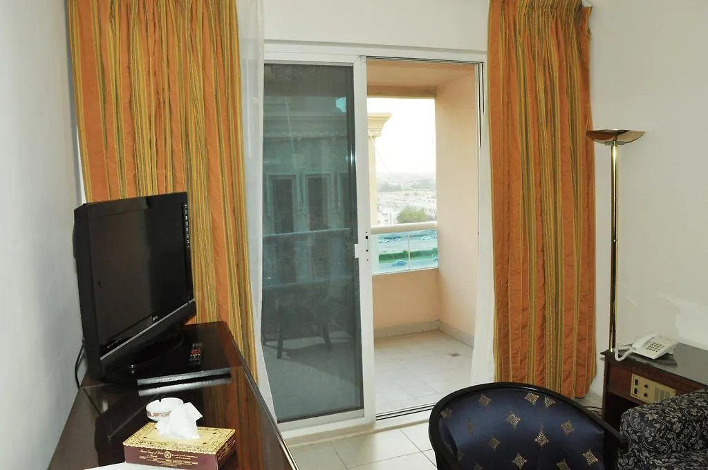 Ramee Guestline 2 Hotel Apartments Dubai 3*,