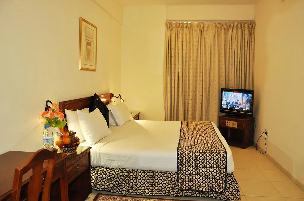 Ramee Guestline 2 Hotel Apartments Dubai 3*,
